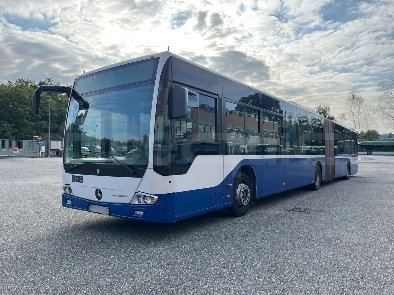 Mercedes-Benz Conecto - City bus: picture 4 Mercedes-Benz Conecto - City bus: picture 4