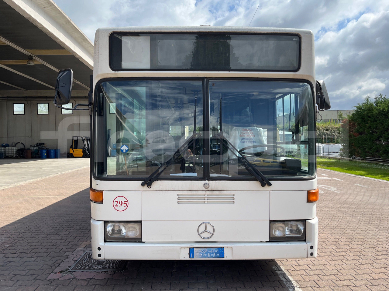 Mercedes-Benz O 405N2 - Suburban bus: picture 2 Mercedes-Benz O 405N2 - Suburban bus: picture 2