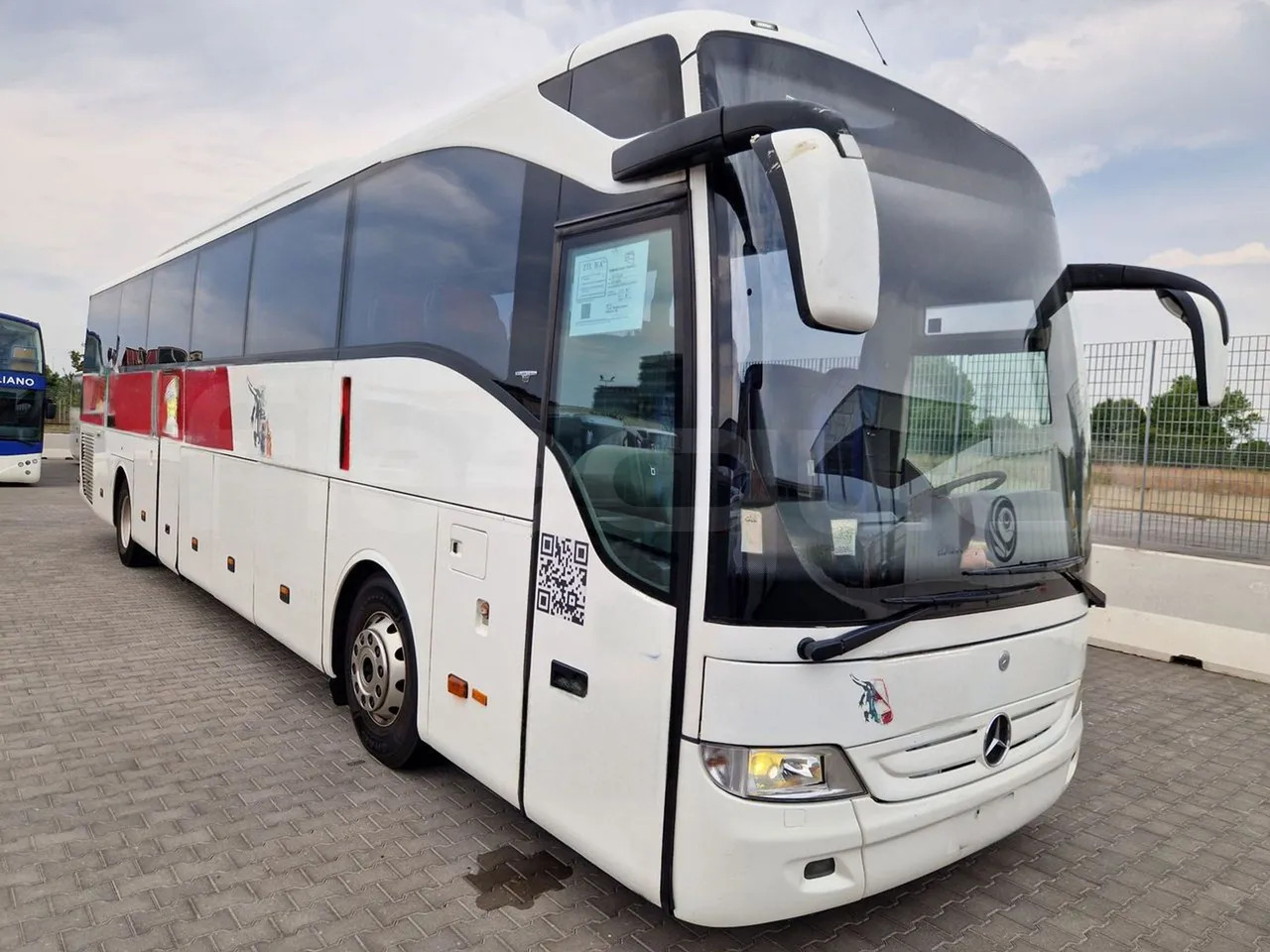 Mercedes-Benz Tourismo - Coach: picture 1 Mercedes-Benz Tourismo - Coach: picture 1