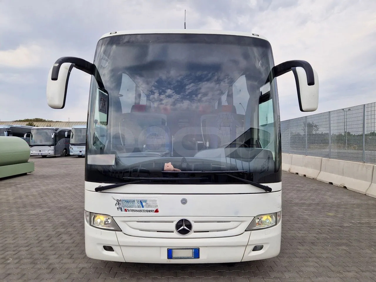 Mercedes-Benz Tourismo - Coach: picture 2 Mercedes-Benz Tourismo - Coach: picture 2