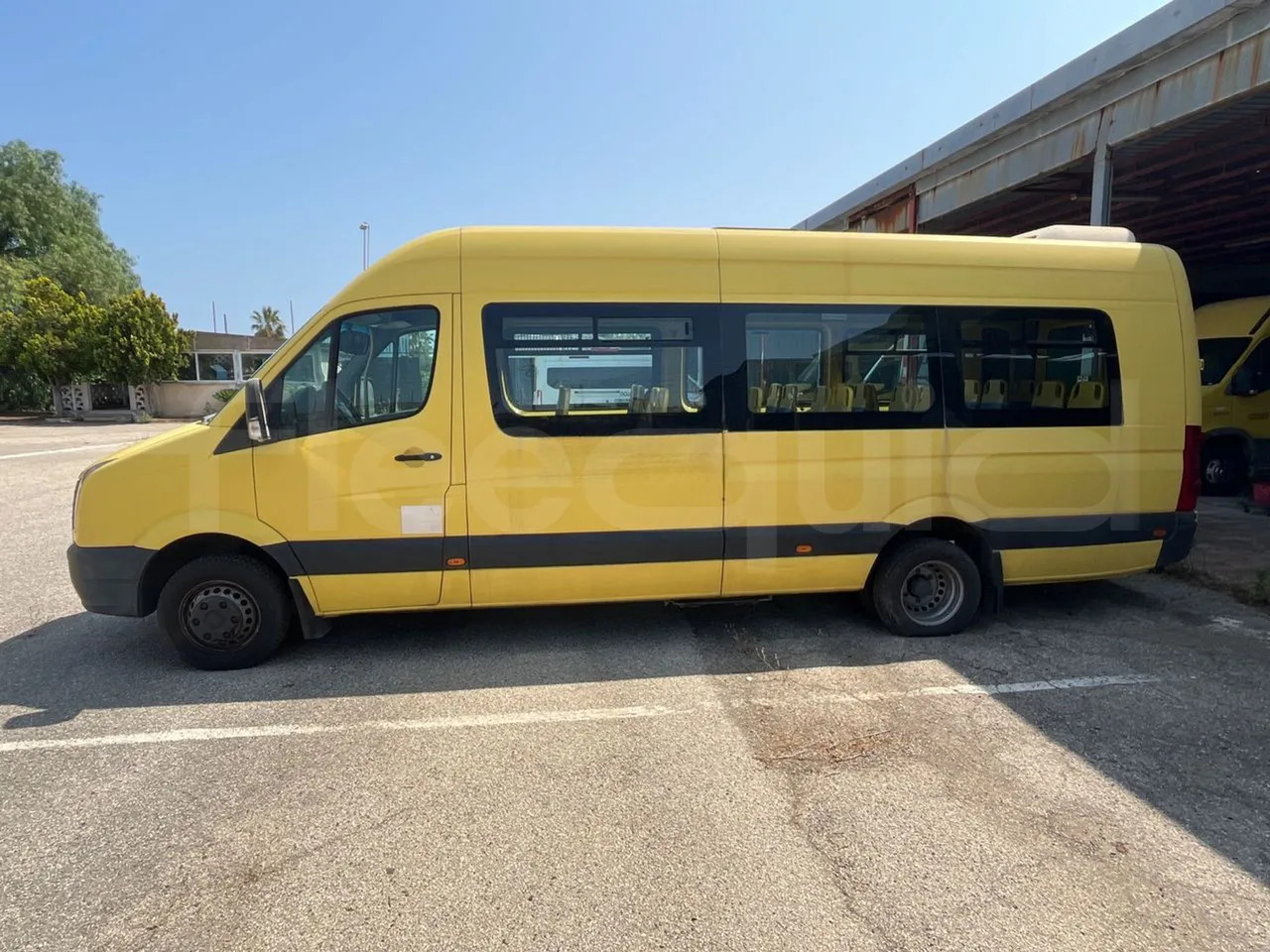 Volkswagen Crafter - Coach: picture 5 Volkswagen Crafter - Coach: picture 5