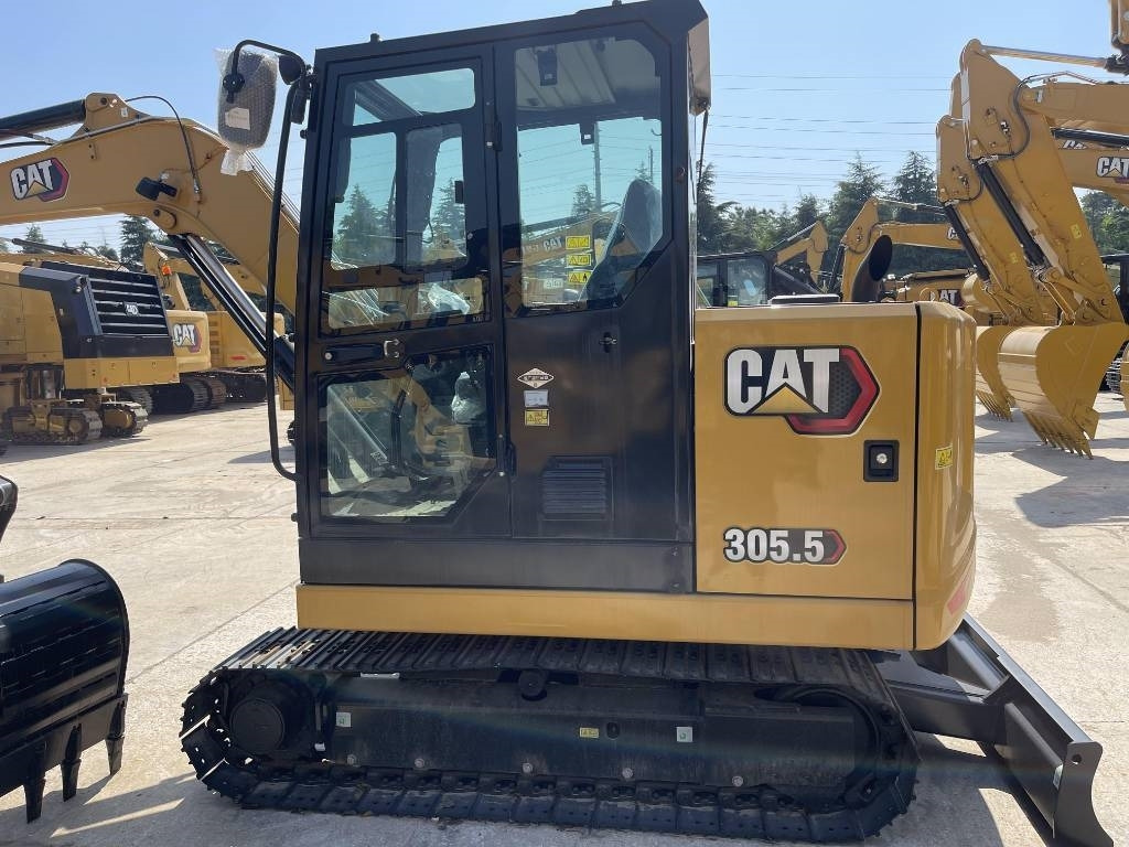 CAT 305.5 - Mini excavator: picture 2 CAT 305.5 - Mini excavator: picture 2