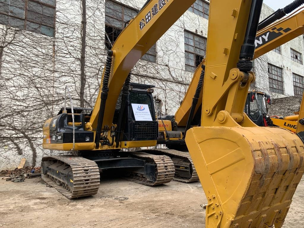 CAT 320D2 - Crawler excavator: picture 2 CAT 320D2 - Crawler excavator: picture 2