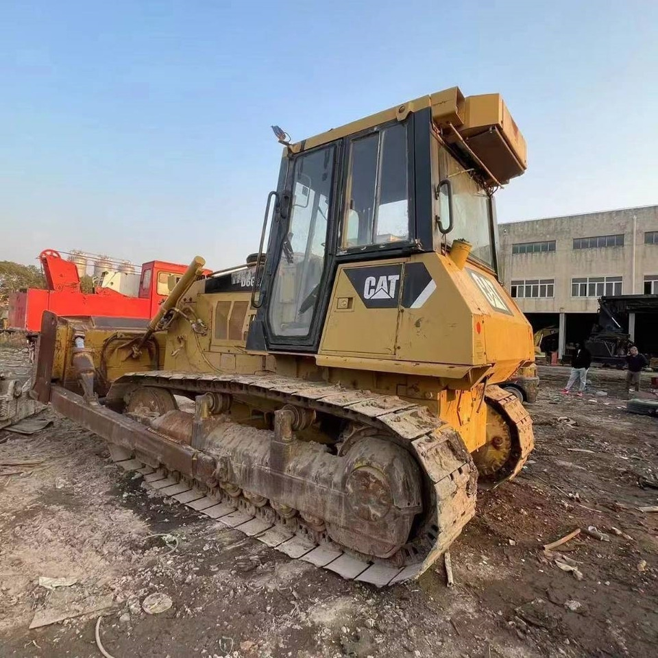 CAT D 6 G - Bulldozer: picture 2 CAT D 6 G - Bulldozer: picture 2