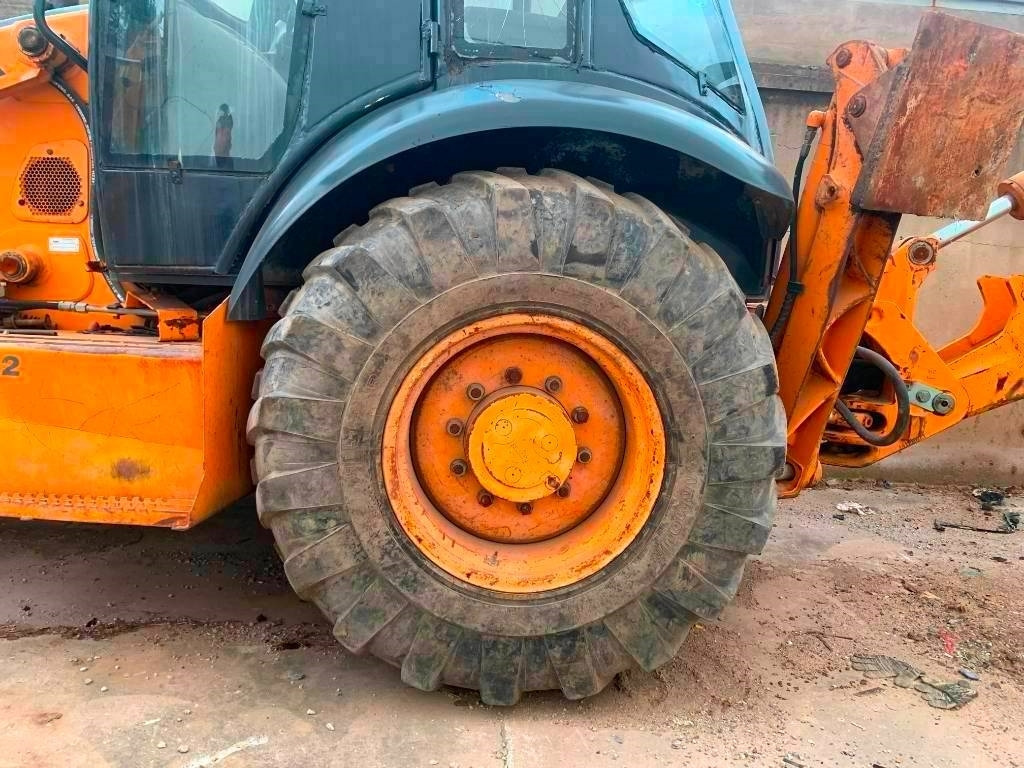 Case 580 M  - Backhoe loader: picture 2 Case 580 M  - Backhoe loader: picture 2