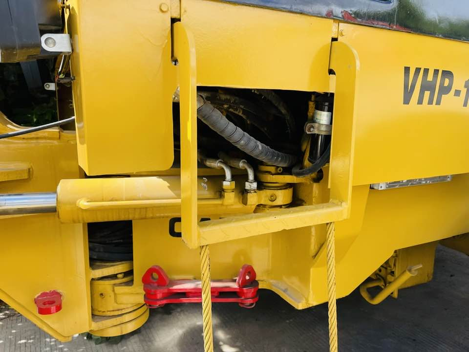 Caterpillar 140H Motor Grader - Grader: picture 2 Caterpillar 140H Motor Grader - Grader: picture 2