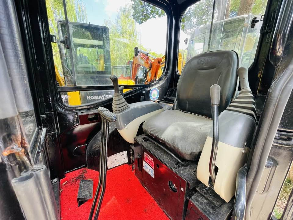 Caterpillar 303C CR - Mini excavator: picture 5 Caterpillar 303C CR - Mini excavator: picture 5