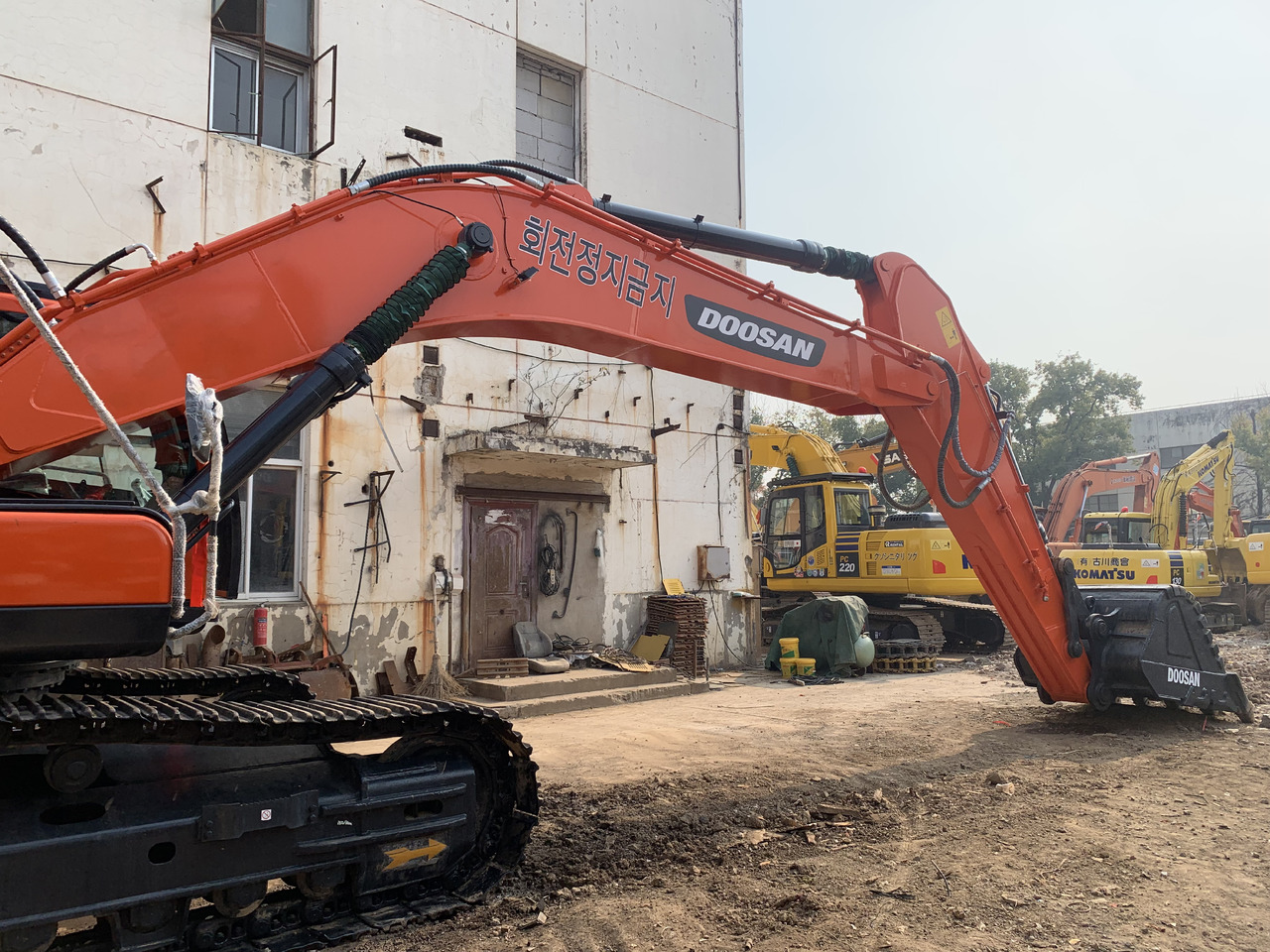 DOOSAN DX340LC - Wheel excavator: picture 2 DOOSAN DX340LC - Wheel excavator: picture 2
