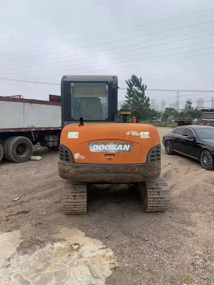 Doosan DH 60 - Mini excavator: picture 3 Doosan DH 60 - Mini excavator: picture 3