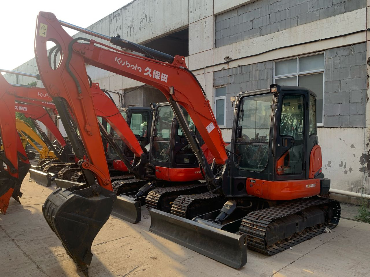 KUBOTA KX165-5 - Crawler excavator: picture 1 KUBOTA KX165-5 - Crawler excavator: picture 1
