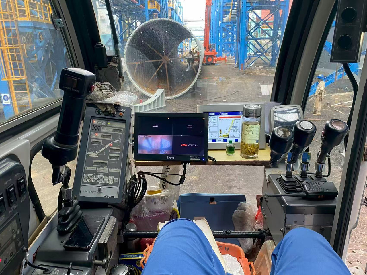 Kobelco 7200 - Crawler crane: picture 3 Kobelco 7200 - Crawler crane: picture 3