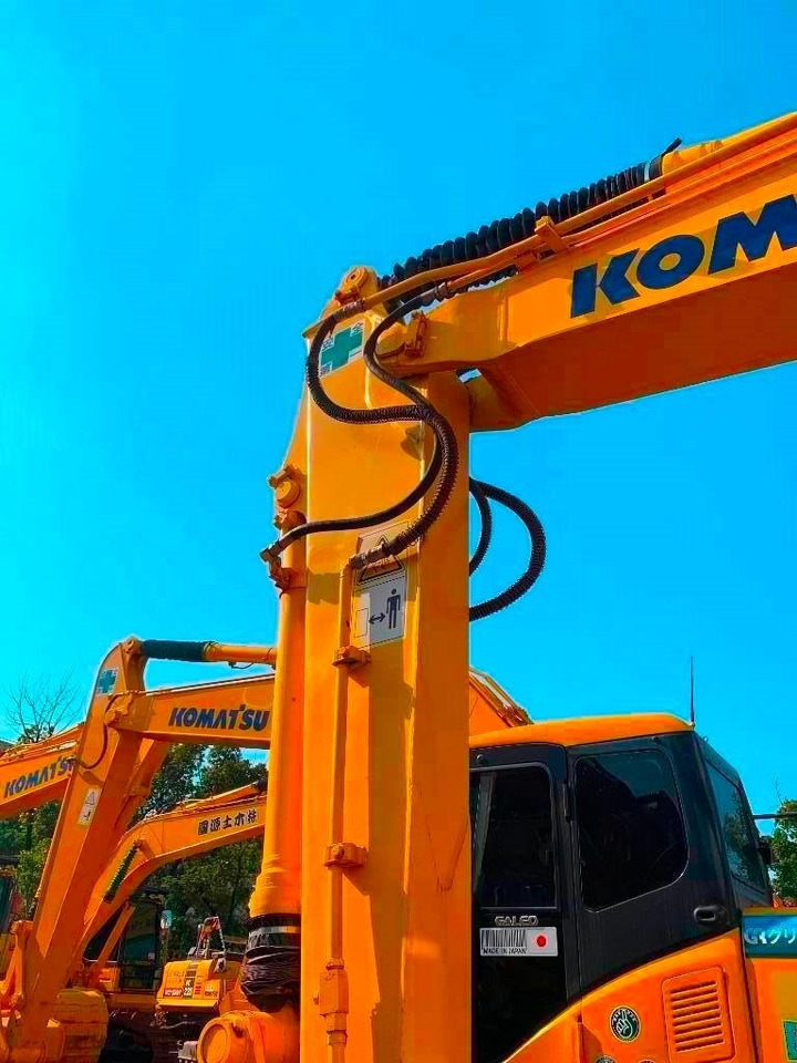 Komatsu PC 130 - Crawler excavator: picture 4 Komatsu PC 130 - Crawler excavator: picture 4
