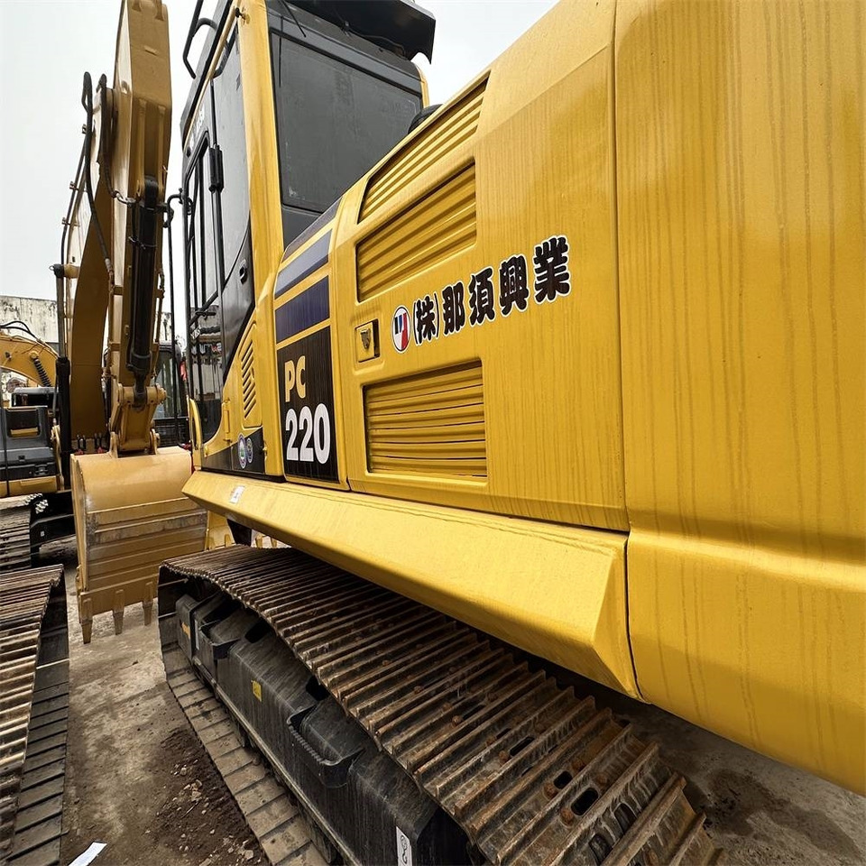 Komatsu PC 200 - Crawler excavator: picture 5 Komatsu PC 200 - Crawler excavator: picture 5
