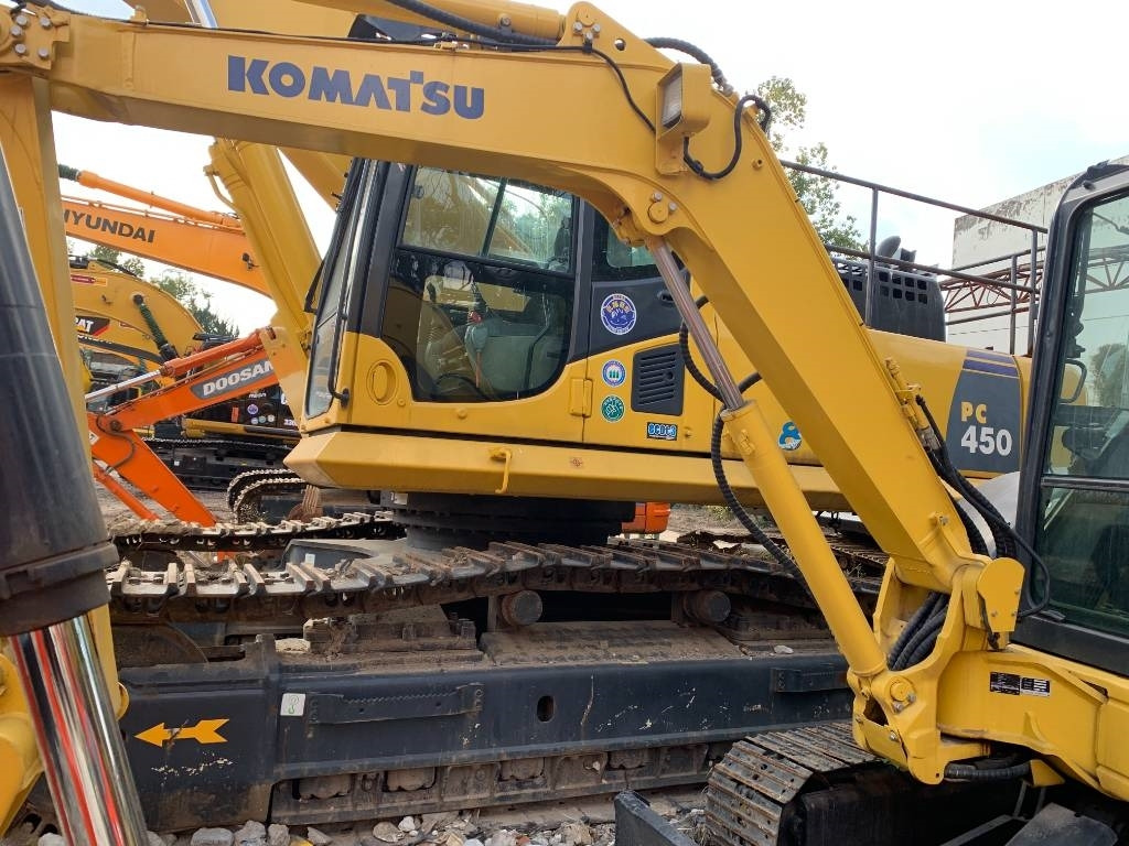 Komatsu PC 450 - Crawler excavator: picture 1 Komatsu PC 450 - Crawler excavator: picture 1