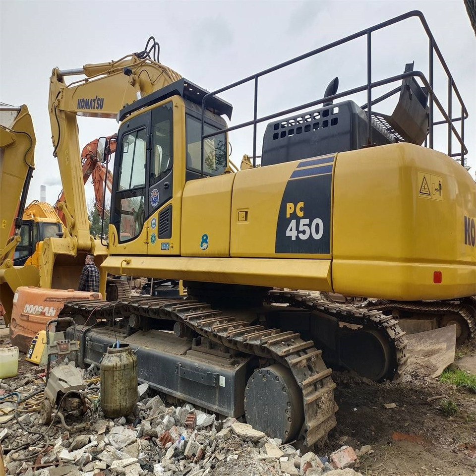Komatsu PC 450 - Crawler excavator: picture 3 Komatsu PC 450 - Crawler excavator: picture 3