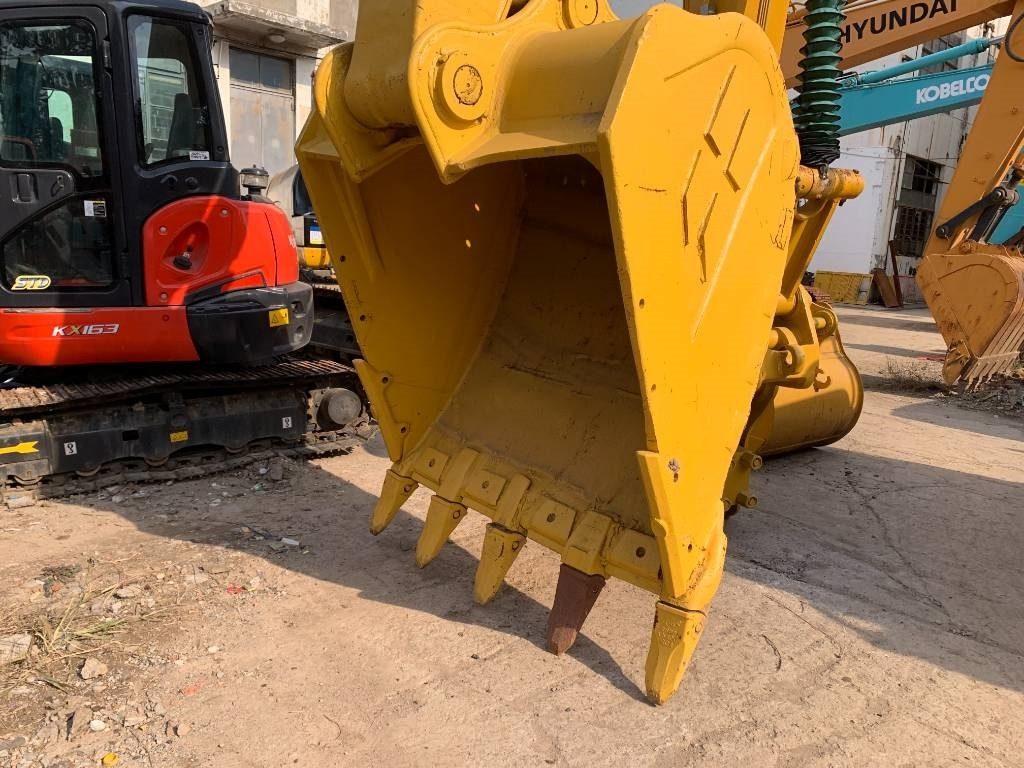 Komatsu PC 450 - Crawler excavator: picture 5 Komatsu PC 450 - Crawler excavator: picture 5