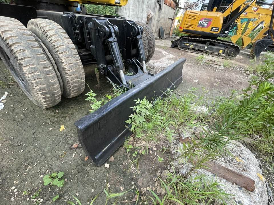 Komatsu PW160 - Wheel excavator: picture 3 Komatsu PW160 - Wheel excavator: picture 3
