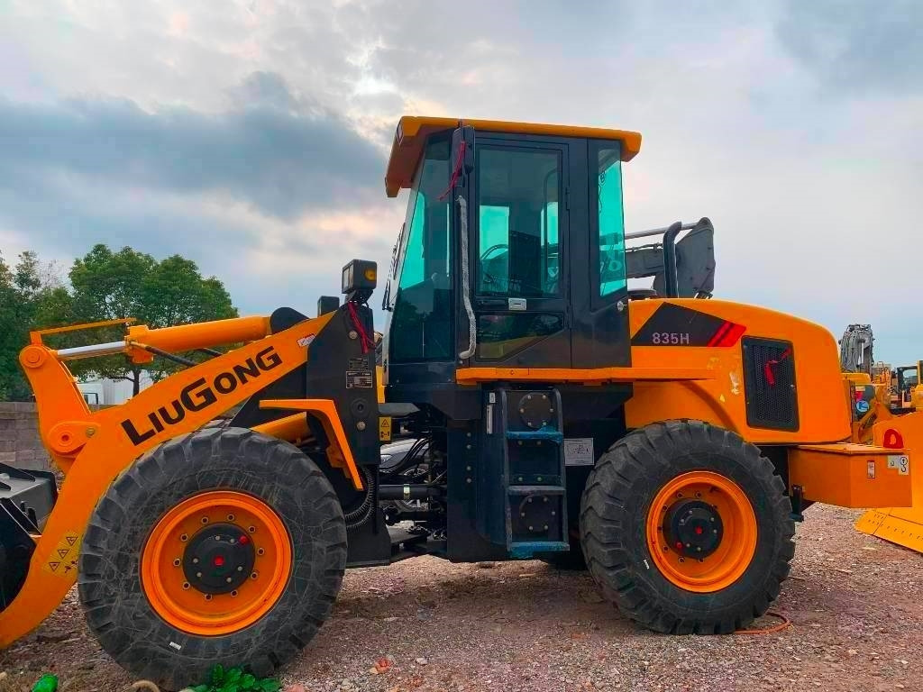 Liugong 835 H - Crawler loader: picture 1 Liugong 835 H - Crawler loader: picture 1