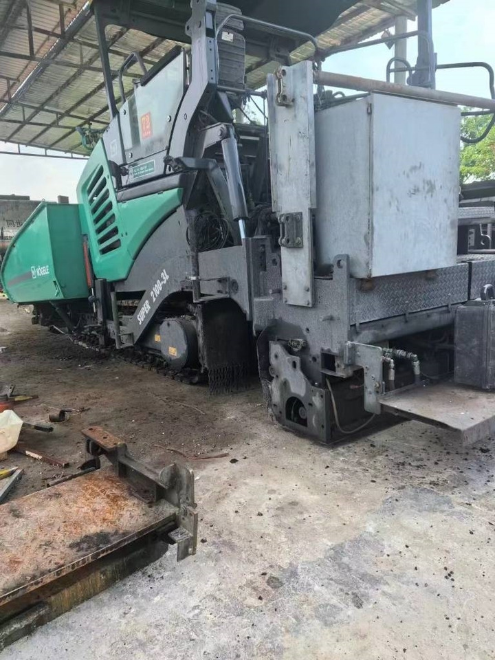 Vögele Super 2100-3 - Asphalt paver: picture 1 Vögele Super 2100-3 - Asphalt paver: picture 1