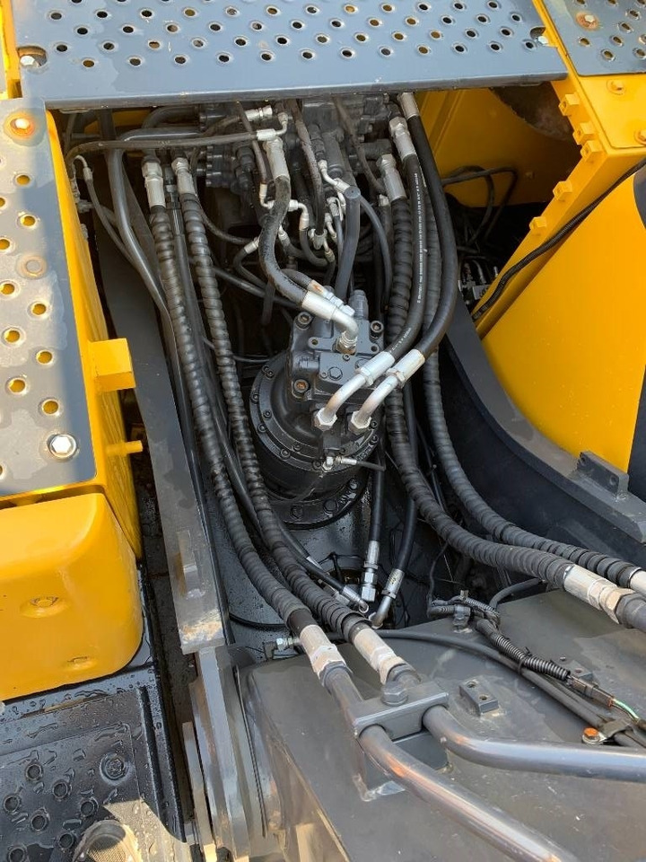 Volvo EC 210 - Crawler excavator: picture 3 Volvo EC 210 - Crawler excavator: picture 3