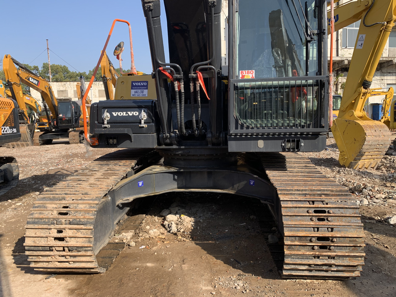 Volvo EC210D - Excavator: picture 3 Volvo EC210D - Excavator: picture 3