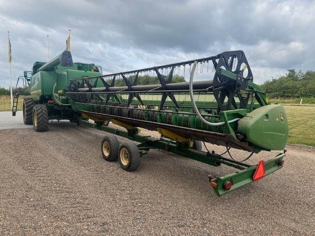 John Deere T660I - Combine harvester: picture 5 John Deere T660I - Combine harvester: picture 5