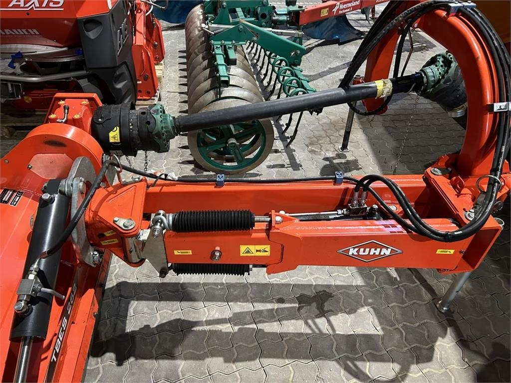 Kuhn TBES262 - Verge mower: picture 3 Kuhn TBES262 - Verge mower: picture 3