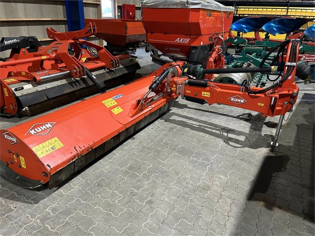 Kuhn TBES262 - Verge mower: picture 1 Kuhn TBES262 - Verge mower: picture 1