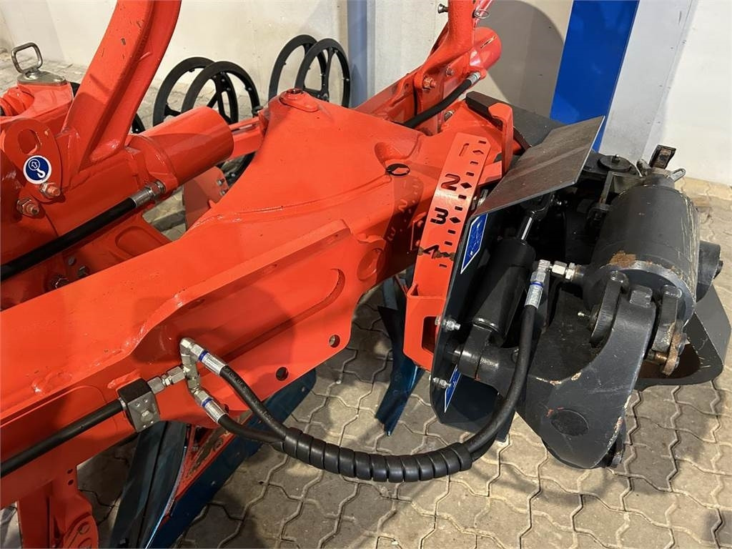 Kuhn VM-L 5E NSH DUOLINER - Plow: picture 5 Kuhn VM-L 5E NSH DUOLINER - Plow: picture 5