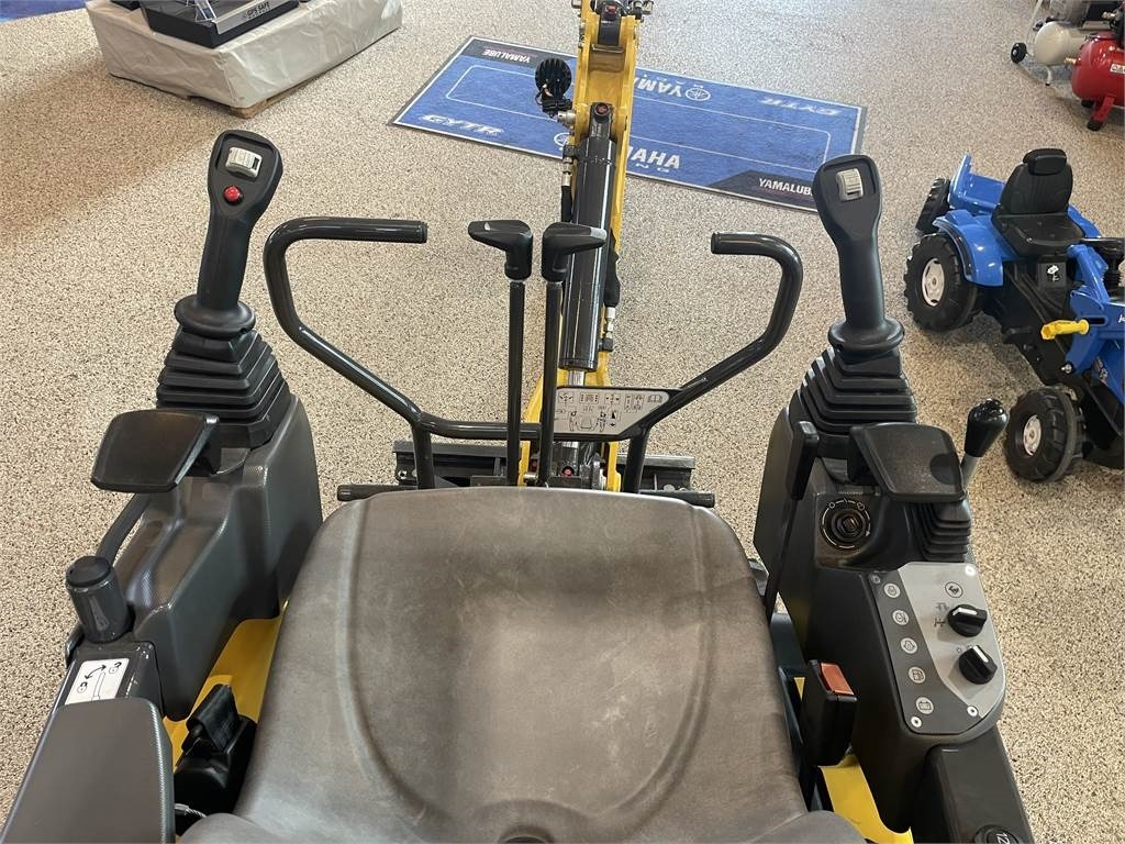 New Holland E12D ROLLE-BAR AG - Mini excavator: picture 4 New Holland E12D ROLLE-BAR AG - Mini excavator: picture 4
