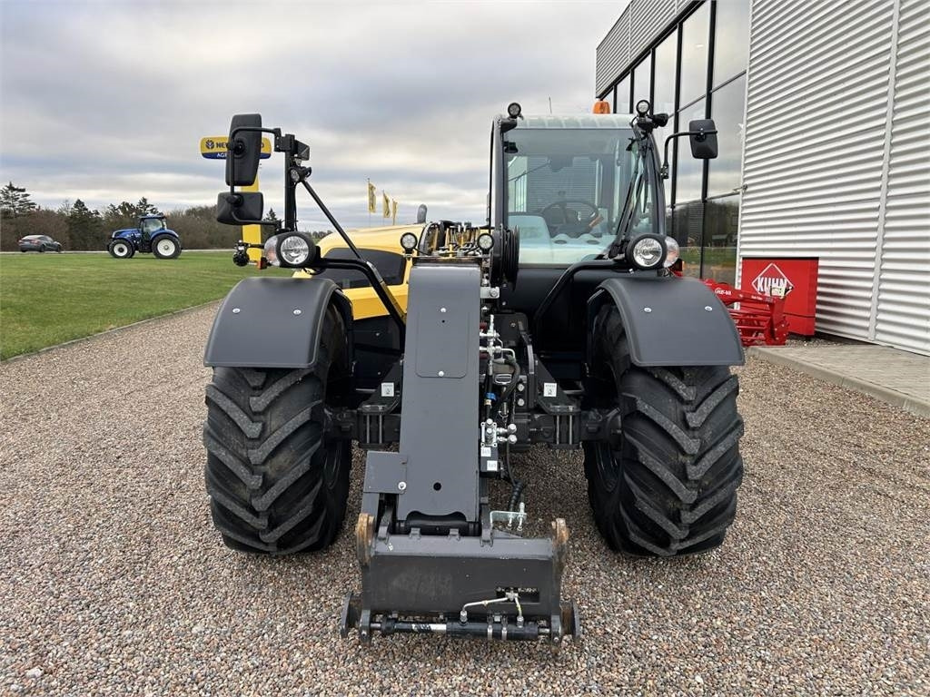 New Holland TH7.42-145HP NEW - Telescopic handler: picture 3 New Holland TH7.42-145HP NEW - Telescopic handler: picture 3