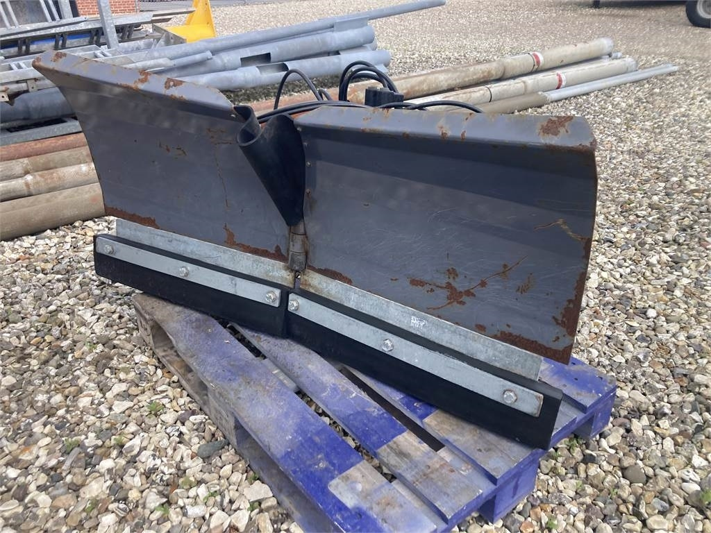 Timan V. PLOV - Snow plough for Agricultural machinery: picture 1 Timan V. PLOV - Snow plough for Agricultural machinery: picture 1