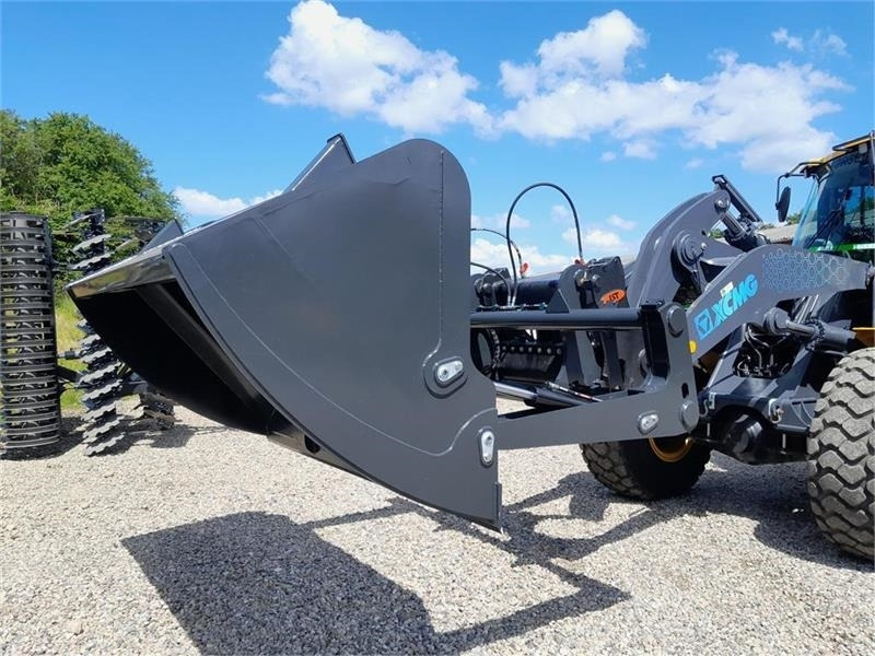 Inter-Tech Højtipskovl 3 kb3 INTER TECH 2,60m - Agricultural machinery: picture 4 Inter-Tech Højtipskovl 3 kb3 INTER TECH 2,60m - Agricultural machinery: picture 4