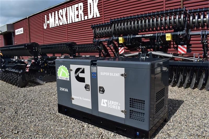 - - - Cummins 25kva - Generator set: picture 1 - - - Cummins 25kva - Generator set: picture 1