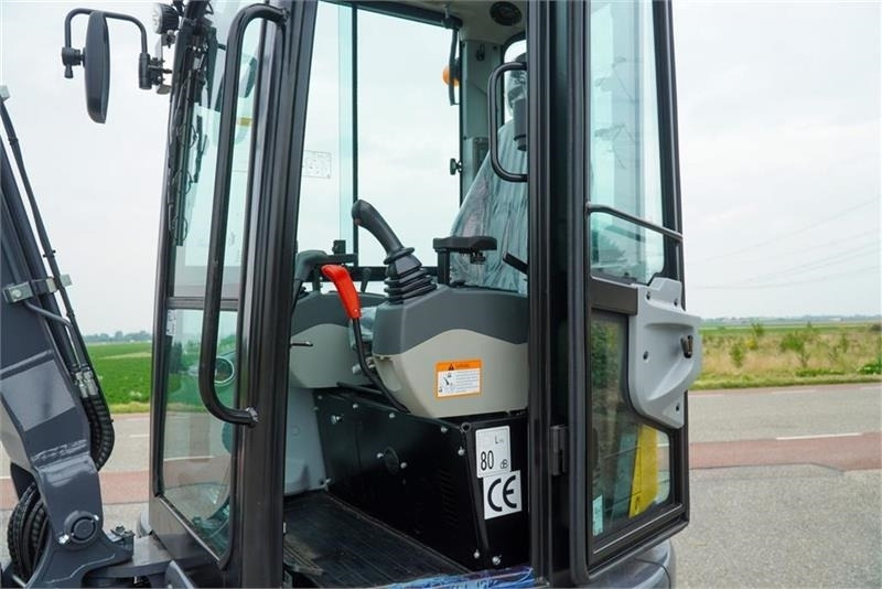 Leasing of Eurotrac HE26-SR  Eurotrac HE26-SR: picture 10 Leasing of Eurotrac HE26-SR  Eurotrac HE26-SR: picture 10