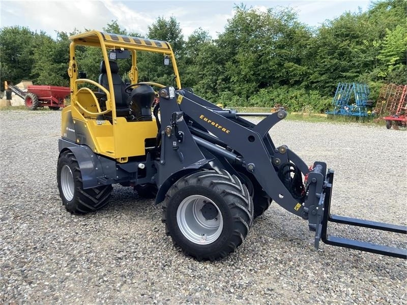 Eurotrac W13F - Compact loader: picture 4 Eurotrac W13F - Compact loader: picture 4