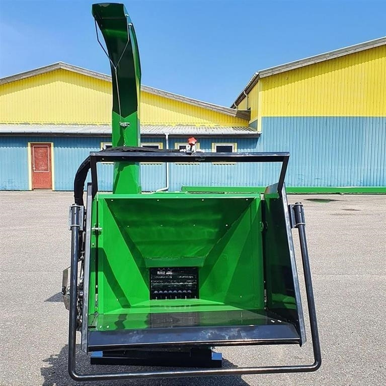 - - - FLISHUGGER TIL TRAKTOR KAPACITET OP TIL Ø250 - Wood chipper: picture 3 - - - FLISHUGGER TIL TRAKTOR KAPACITET OP TIL Ø250 - Wood chipper: picture 3
