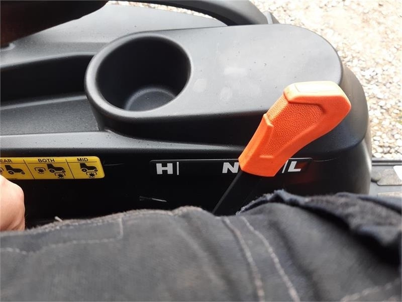 Municipal tractor Solis 26 hst: picture 13