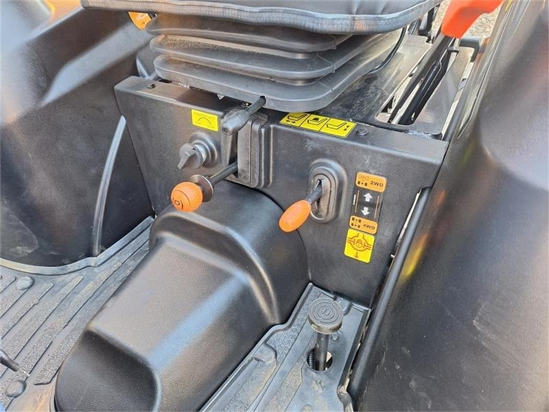 Compact tractor Solis H26 HST: picture 12