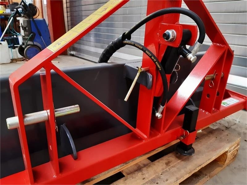 - - - dk-tec 160 - Bucket for Construction machinery: picture 3 - - - dk-tec 160 - Bucket for Construction machinery: picture 3