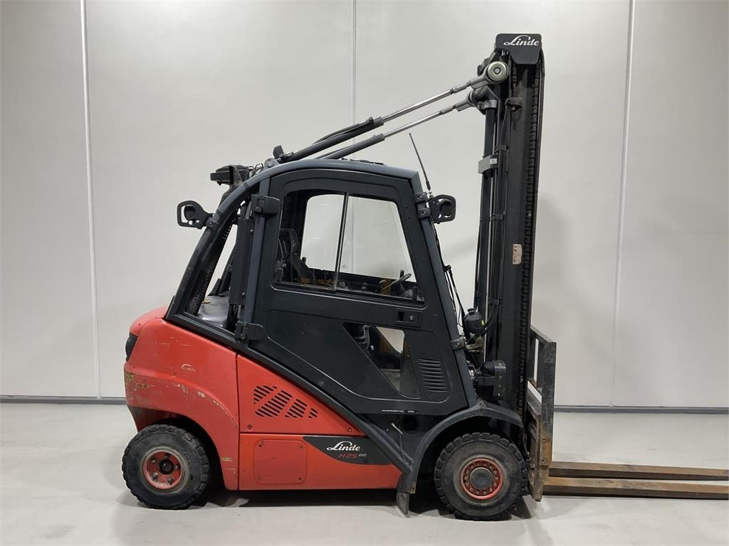 Linde H25D-02 - Diesel forklift: picture 1 Linde H25D-02 - Diesel forklift: picture 1