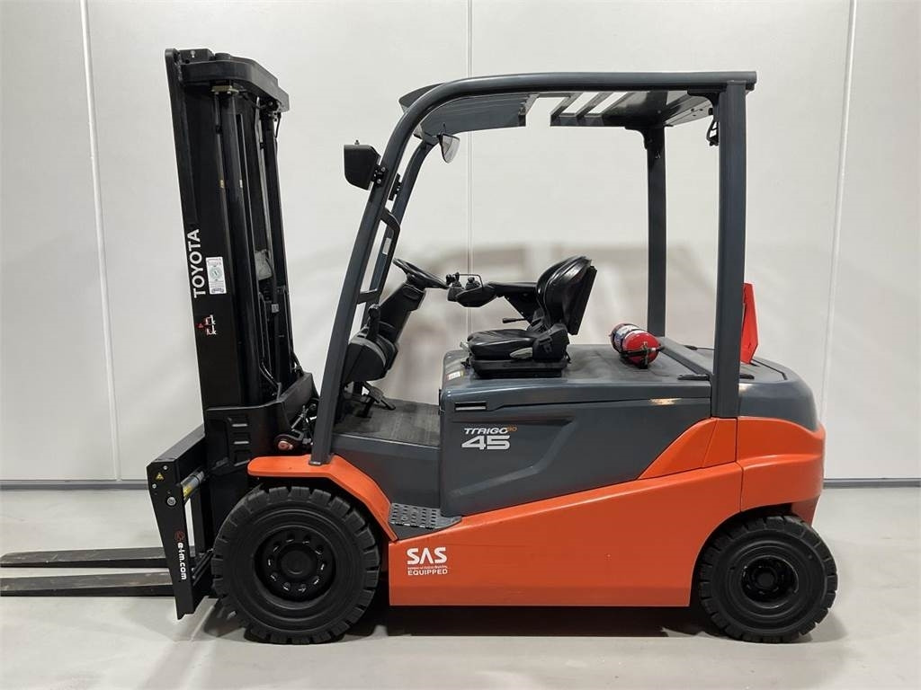 Toyota 8FBMT45 - Electric forklift: picture 3 Toyota 8FBMT45 - Electric forklift: picture 3