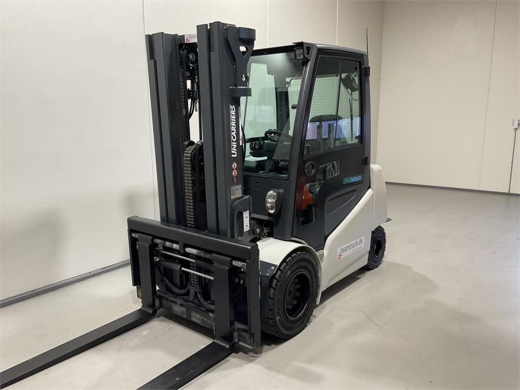 UniCarriers EP45C 2 - Electric forklift: picture 4 UniCarriers EP45C 2 - Electric forklift: picture 4