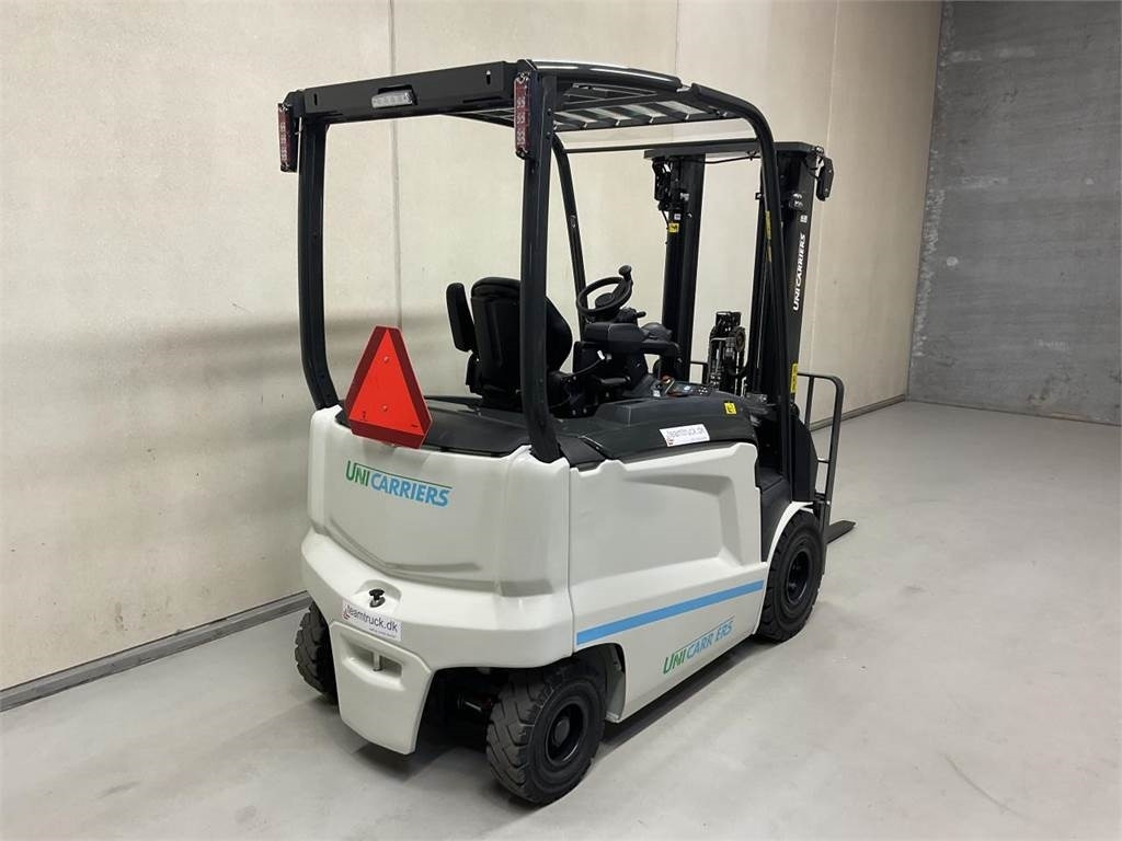 UniCarriers MX 25 - Electric forklift: picture 2 UniCarriers MX 25 - Electric forklift: picture 2