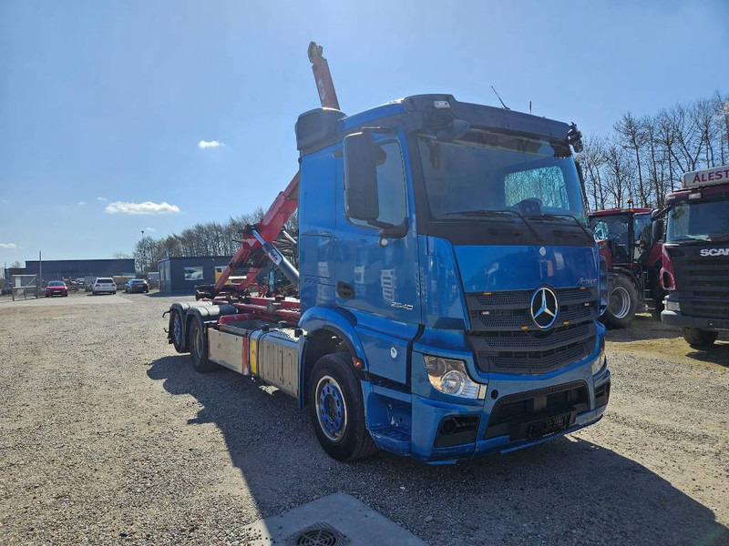 Mercedes-Benz Actros 2540 L // Kroghejs / Hook / Hagen// - Hook lift truck: picture 2 Mercedes-Benz Actros 2540 L // Kroghejs / Hook / Hagen// - Hook lift truck: picture 2