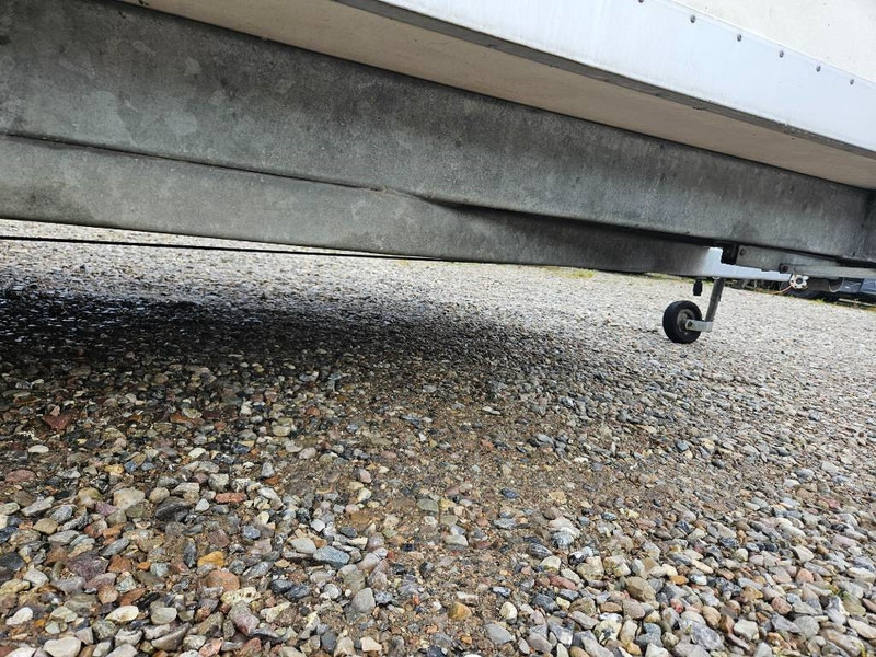 Closed box trailer VA 1300 kg Toilet/Bad/omklædning/spiserum: picture 9 Closed box trailer VA 1300 kg Toilet/Bad/omklædning/spiserum: picture 9