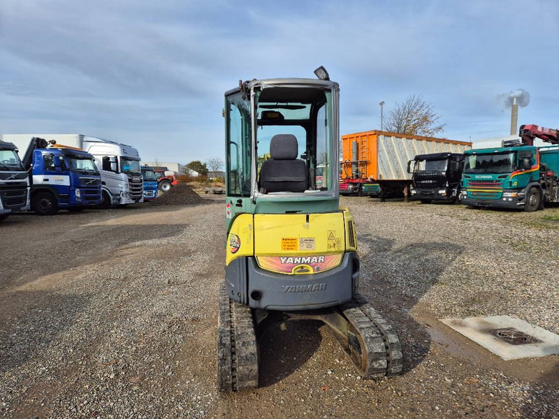 Yanmar Vio 25 - Mini excavator: picture 3 Yanmar Vio 25 - Mini excavator: picture 3