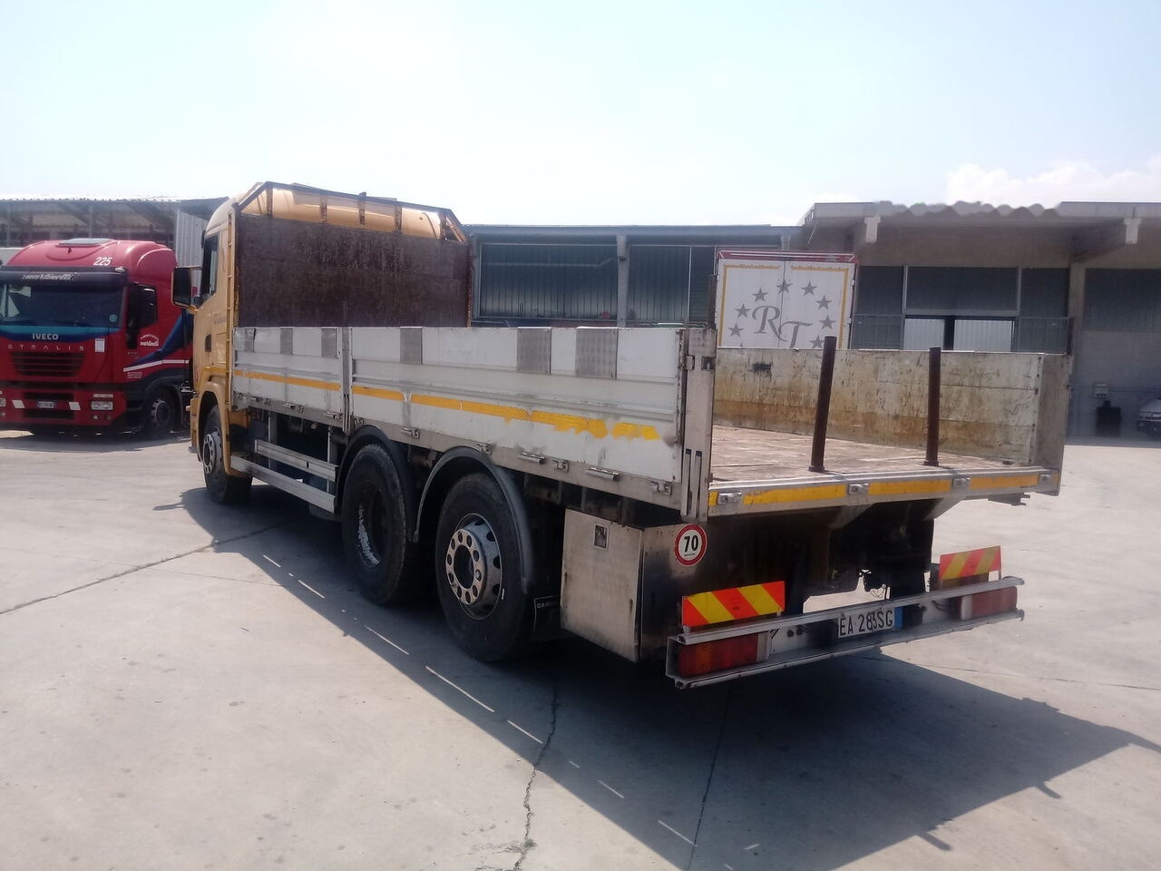 Dropside/ Flatbed truck Scania 124 LB 420: picture 6