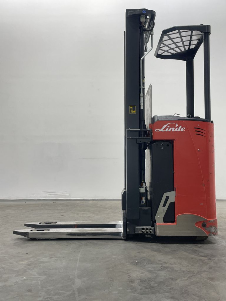 Linde Actil L1350TTYi - Stacker: picture 4 Linde Actil L1350TTYi - Stacker: picture 4