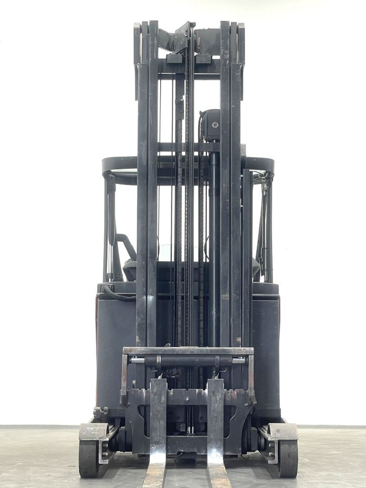 Linde R14-01 - Reach truck: picture 5 Linde R14-01 - Reach truck: picture 5